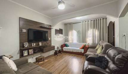 Casa com 3 quartos à venda na Rua Oswald de Andrade, 73, Jordanópolis, São Bernardo do Campo, 194 m2 por R$ 700.000