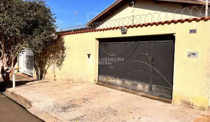 Casa com 3 quartos à venda na Maranhão, 712, Vila Brasil, Santa Bárbara D'Oeste, 280 m2 por R$ 850.000