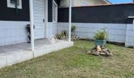 Casa com 2 quartos à venda na Rua Araçatuba, 541, Parque da Matriz, Cachoeirinha, 140 m2 por R$ 402.800