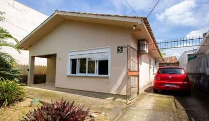Casa com 3 quartos à venda na Rua Adib Teixeira Chedid, 24, Centro, Gravataí, 114 m2 por R$ 900.000