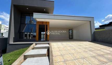 Casa com 3 quartos à venda na Avelino Inhoque, 22, Dom Feliciano, Gravataí, 136 m2 por R$ 819.000