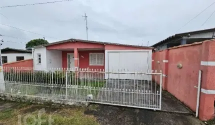 Casa com 3 quartos para alugar na Rua Alfredo Varela, 304, Morada do Vale I, Gravataí, 250 m2 por R$ 2.900