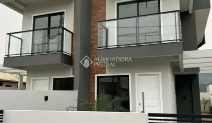 Casa com 2 quartos à venda na Maria Saturnina De Jesus, 138, Forquilhas, São José, 97 m2 por R$ 520.000
