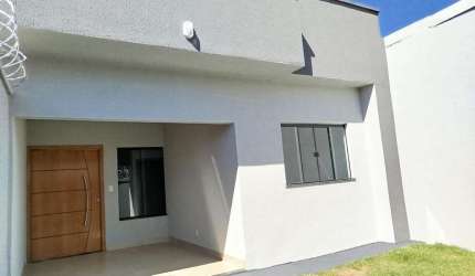 Casa para Venda em Goiânia, Residencial Alice Barbosa, 3 dormitórios, 1 suíte, 2 banheiros, 2 vagas