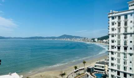 Apartamento mobiliado em Itapema com vista para o mar