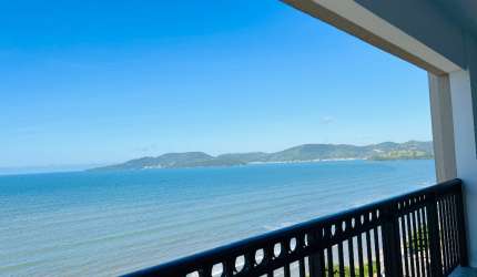 Apartamento 04 suítes em Porto Belo