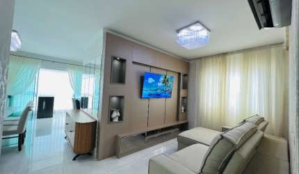 Apartamento 03 suítes em Itapema