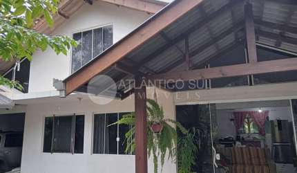 Chácara a venda com 03 dormitórios no baln. Guaraguaçu, PONTAL DO PARANA - PR