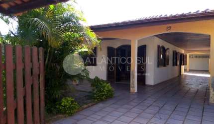Casa com 4 quartos a 350m da praia, Santa Terezinha, PONTAL DO PARANA - PR