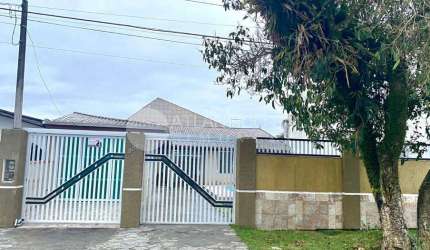 Casa à venda, Praia de Leste, com 03 quartos e piscina, PONTAL DO PARANA - PR