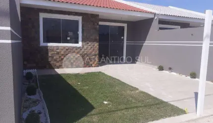 Excelentes Casas a Venda no Balneário Shangrila a 800 metros do Mar