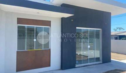 Casas com 02 Quartos Próximo da Praia, Monções - Pontal do Paraná