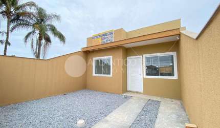 Casa à venda, em região de moradores no balneário RIVIEIRA, MATINHOS - PR