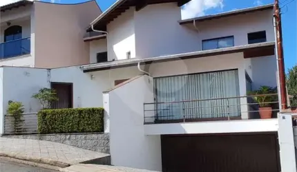 Casa com 3 quartos à venda em Residencial Paineiras - MG