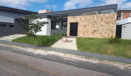 Casa com 4 dormitórios no Condomínio Terras Do Vale
