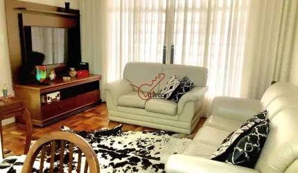 Casa à Venda próximo ao Centro de Jacareí.