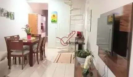 Excelente Casa no Jardim das Indústrias