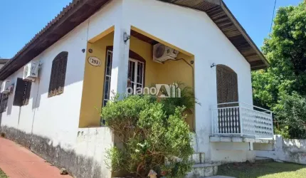 Casa para aluguel, com 184,75m², 2 quartos - Salgado Filho - Gravataí / RS por R$ 6.000,00