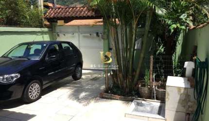 Casa com 3 quartos à venda na Deputado José Luiz Erthal, 344, Piratininga, Niterói por R$ 650.000