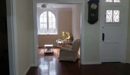 Casa com 3 quartos à venda na Coelho Gomes, 1, Icaraí, Niterói por R$ 2.200.000