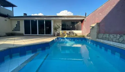 Casa com 4 quartos à venda na Rua Marcos Otávio Valadão, 168, Camboinhas, Niterói por R$ 2.400.000