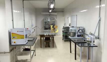 Ponto comercial à venda na Doutor Martins Tôrres, 571, Santa Rosa, Niterói por R$ 1.500.000