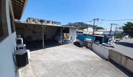 Prédio à venda na Delegado Waldir Guilherme, 28, Ilha da Conceição, Niterói por R$ 3.200.000