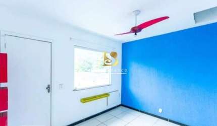 Casa em condomínio fechado com 4 quartos à venda na Brito, 488, São Francisco, Niterói por R$ 850.000