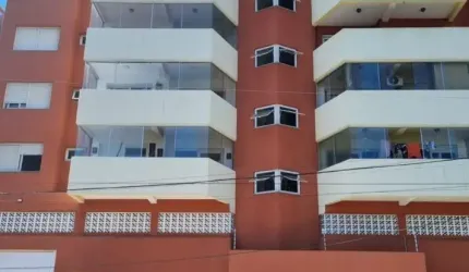 Apartamento á venda em Torres