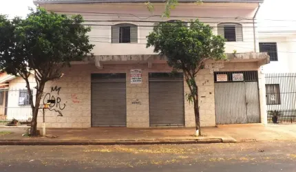 VENDE-SE SOBRADO COMERCIAL ZONA 07. PRÓX. SANEPAR