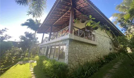 Vendo casa no Condomínio Pedra do vale com440m² ,6 suítes a 3 km do polo moveleiro.