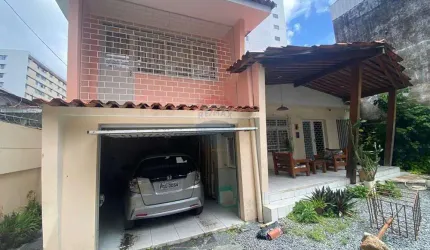 Vendo Casa na Madalena – 344m² | 3 Quartos (2 Suítes) | 14 Ambientes | Excelente Localização