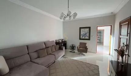 Casa à venda - São José, Franca/SP