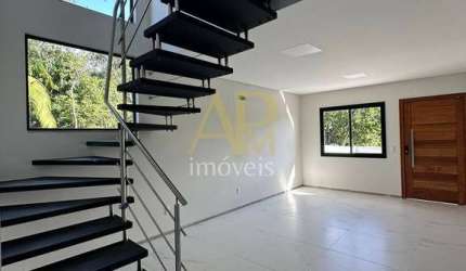 Sobrado Novo à venda: 3 dorm (1 suíte), passagem lateral no Aririu!!!