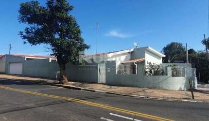 Casa com 3 quartos à venda na Rua Comendador Bernardo Alves Teixeira, 845, Jardim Aurélia, Campinas, 170 m2 por R$ 680.000