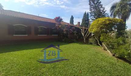 Maravilhosa casa estilo chácara em  Caucaia do Alto.