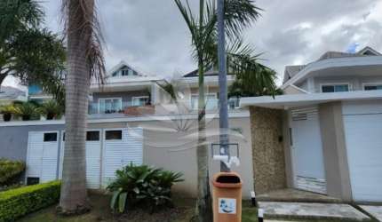 Conforto e Sofisticação no Recreio dos Bandeirantes!