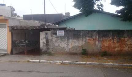 Casa Térrea para Venda em São Paulo, Jardim Cruzeiro, 2 dormitórios, 2 banheiros, 6 vagas