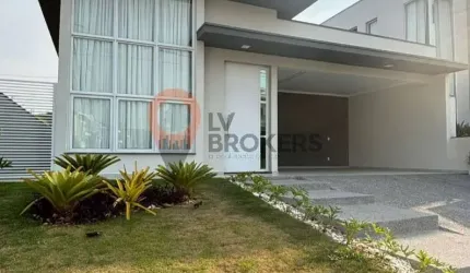 Venda de Casa em Condomínio de Luxo em Cézar de Souza, Mogi das Cruzes-SP: 3 quartos, 3 suítes, 2 salas, 4 banheiros, 4 vagas, 170m²