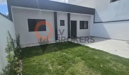 Casa TERREA à venda em Mogi das Cruzes-SP, na Vila São Paulo, 2 quartos, 2 salas, 1 banheiro, 2 vagas de garagem!