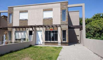 Geminada-Duplex-Triplex para venda  no Centro de Imbé