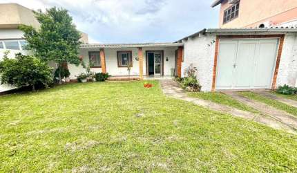 Residência  Proxino a Av Protasio Alves
