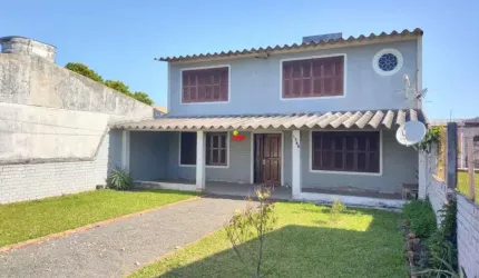 Belo sobrado próximo da Barra de Imbé-RS!