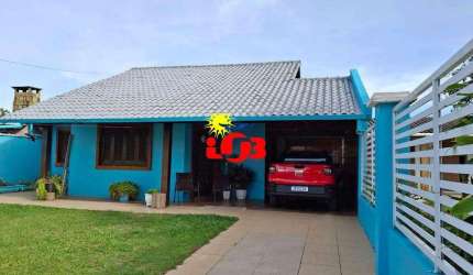 Linda casa em Imbé - Pátio Amplo