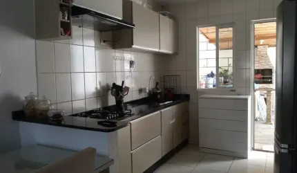 CASA COM ESPAÇO GOUMERT