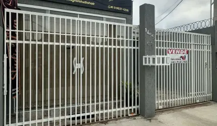 CASA COM PONTO COMERCIAL