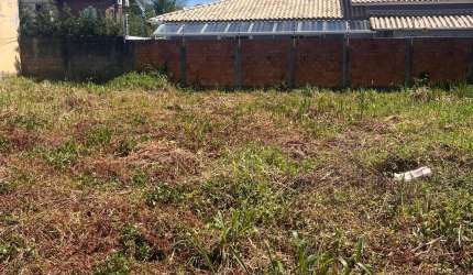 Vendo terreno com 450m2!