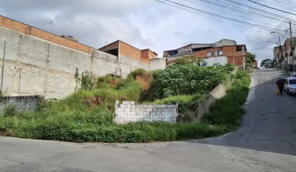 Terreno de esquina à venda  300m2 ultima oportunidade