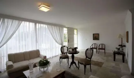 Sobrado com 4 quartos à venda em Sumaré - SP