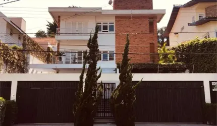 Casa com 4 quartos à venda em Jardim Guedala - SP